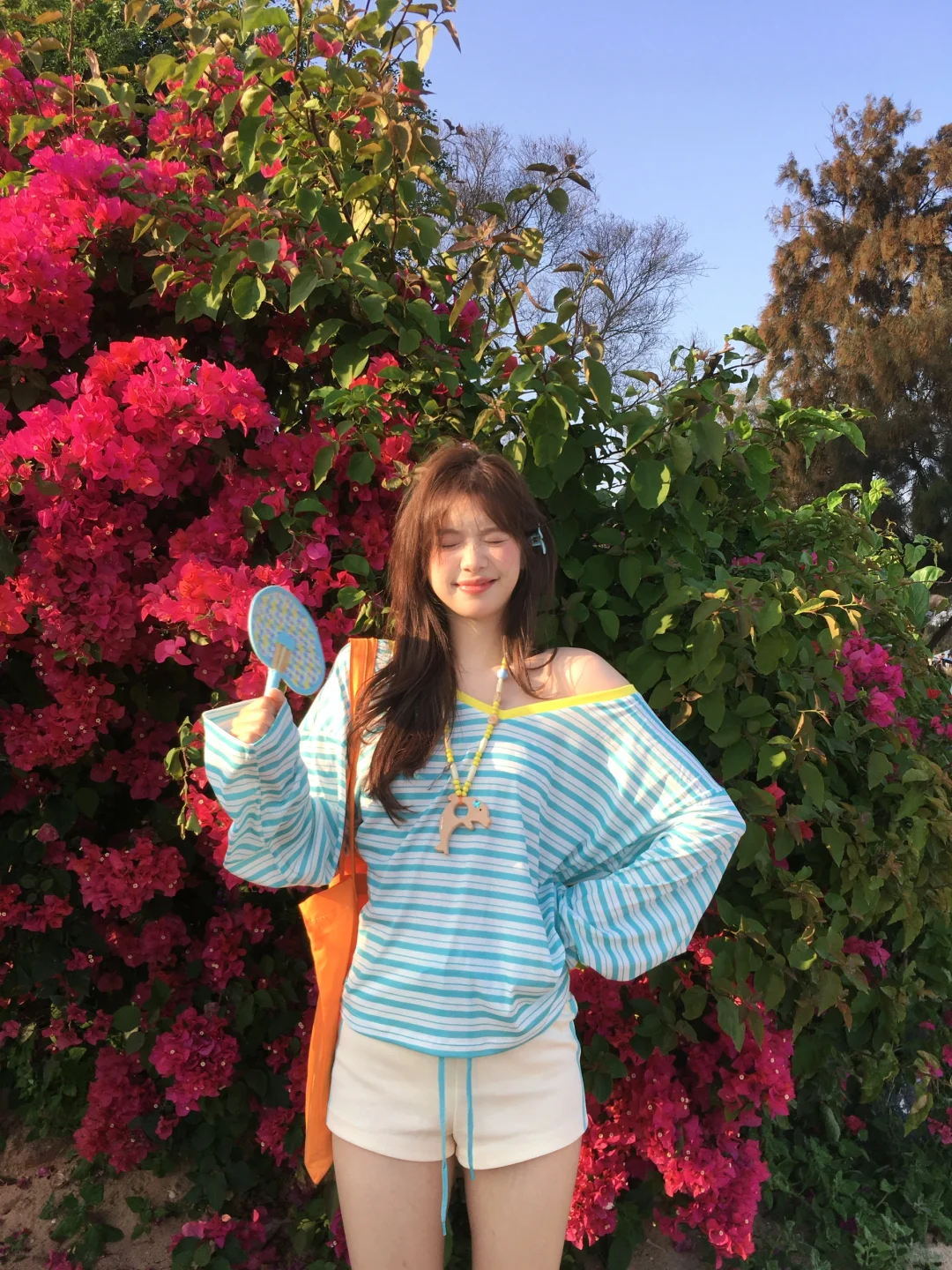 海边刚诞生的夏天˚ 