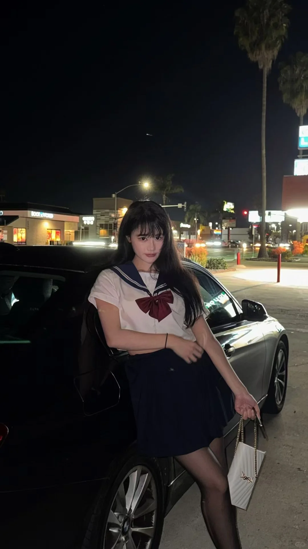 肉腿穿黑丝好看嘛～