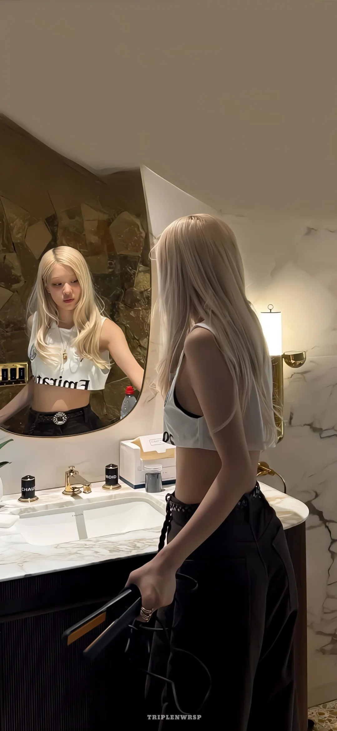 ROSÉ朴彩英壁纸！！！