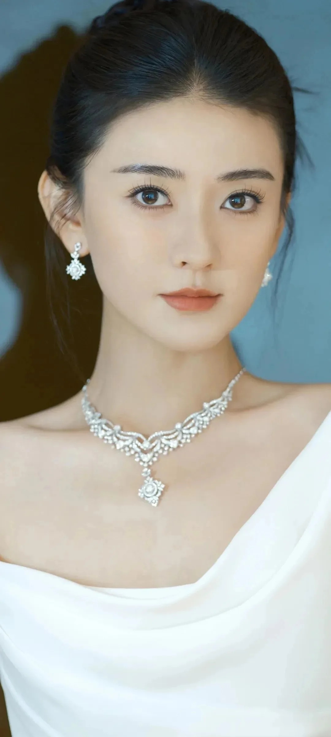 美女！