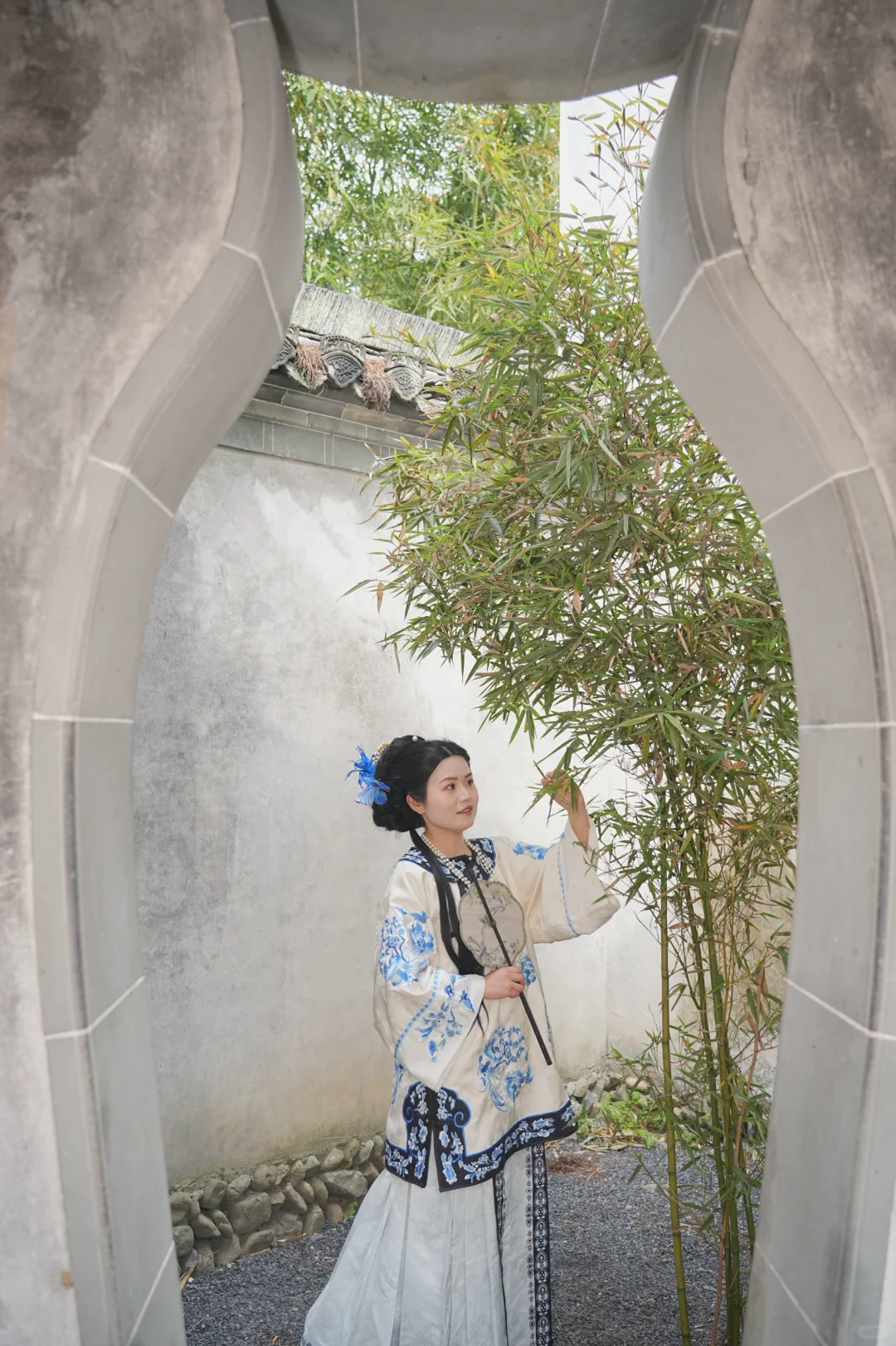清明节出游记录—宏村299拍到的清汉女写真～
