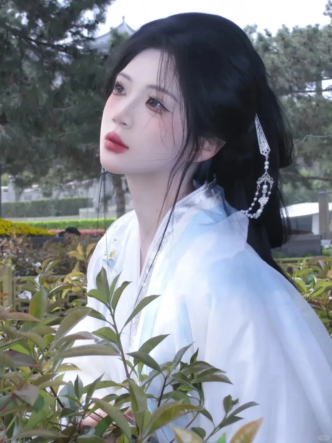 这几组清冷感汉服写真 美进人心坎了🍃