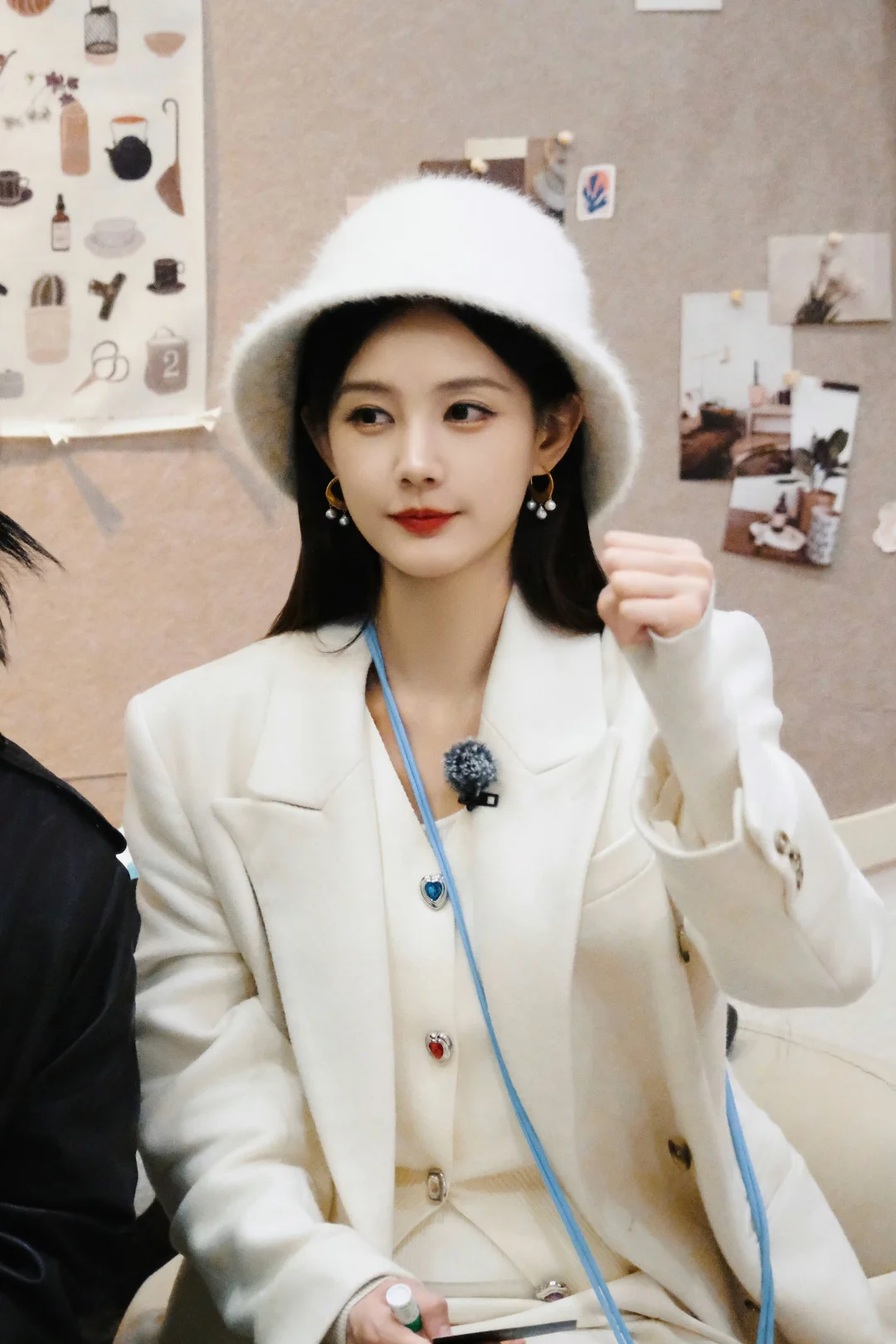 反复爱上李一桐