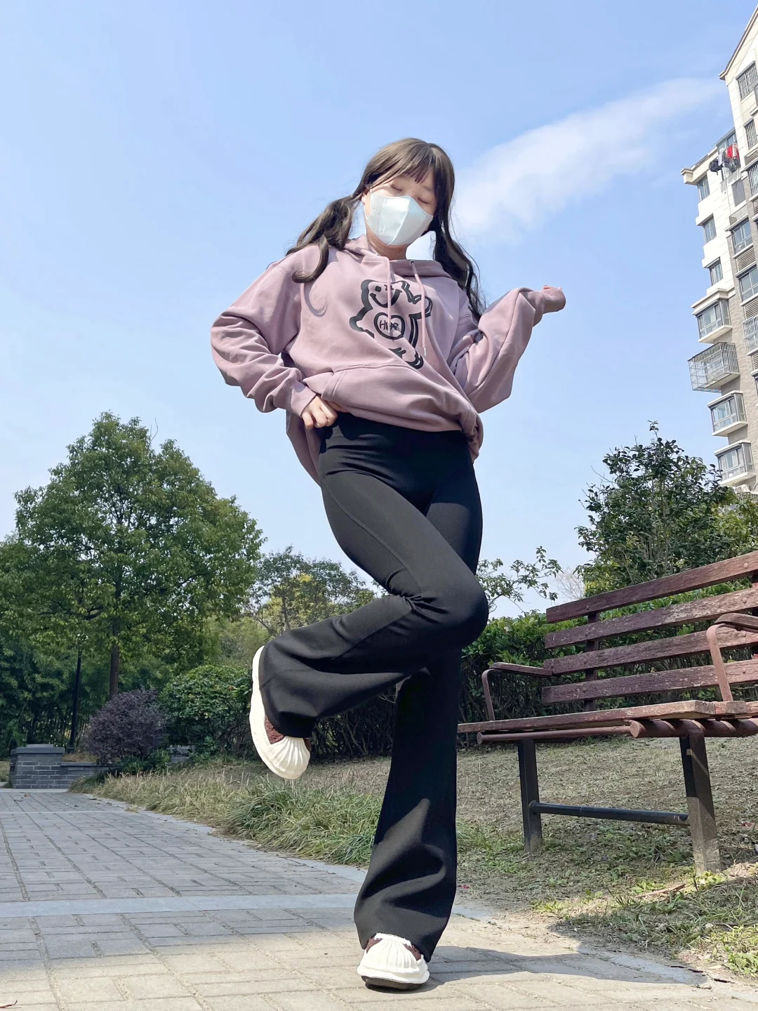春天咯～可以穿瑜伽裤出门啦