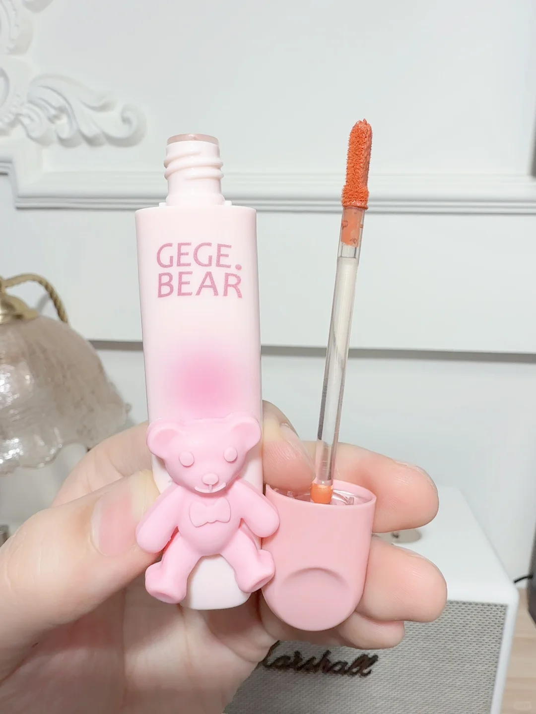 🍊甜妹天菜！这支奶橘口红让我无限囤货～ 暖
