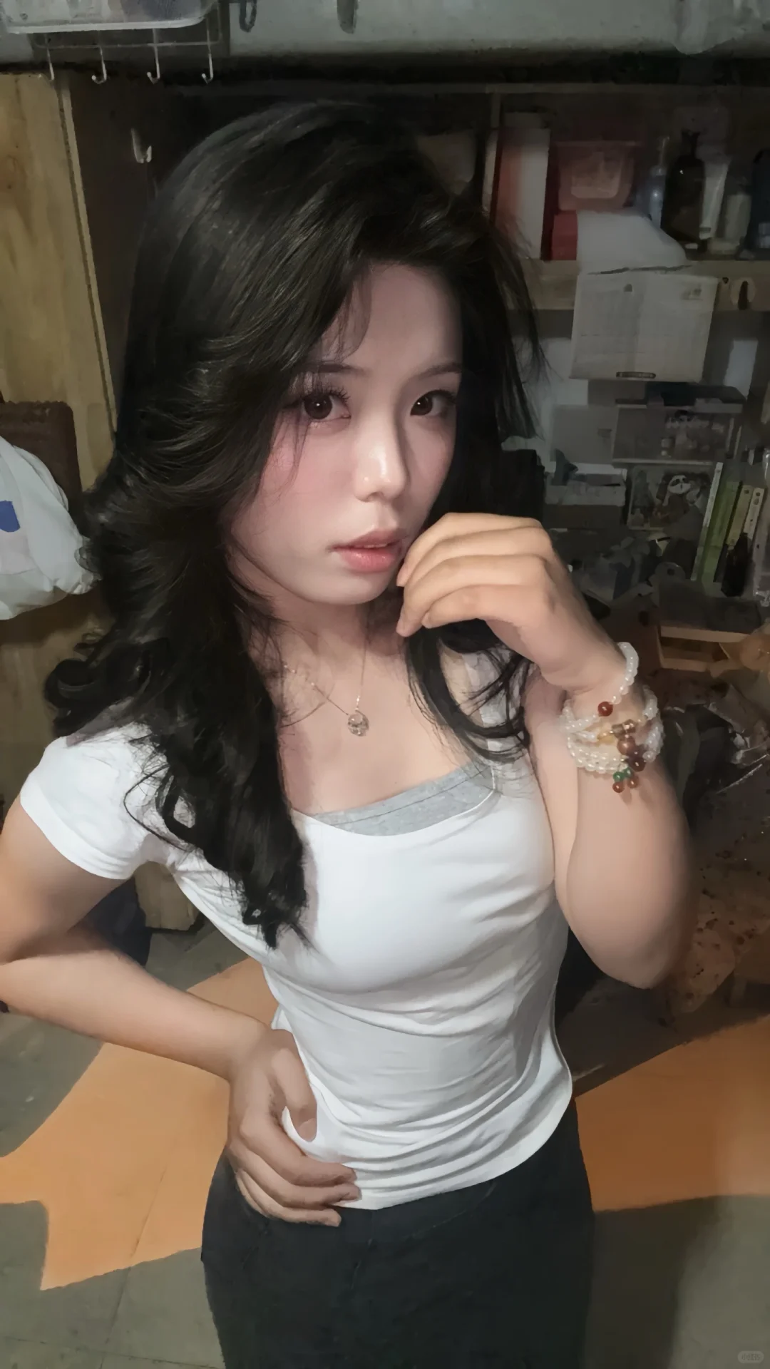 这女的好做作