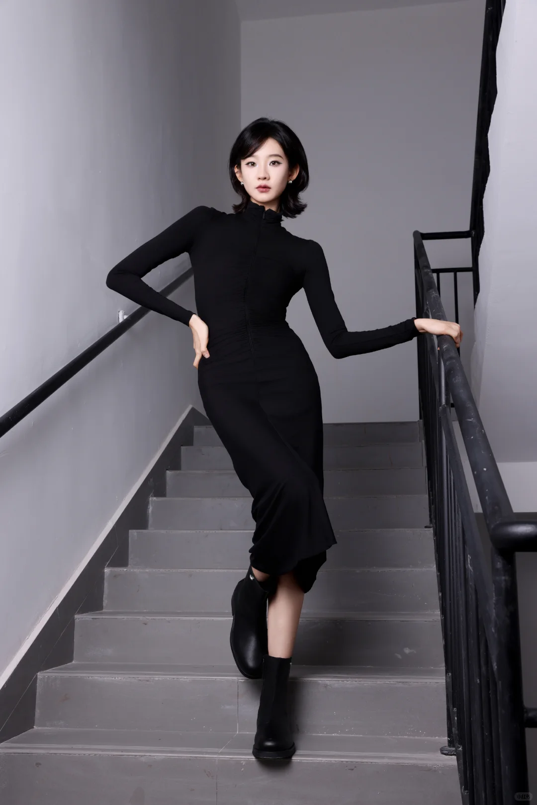 张艺凡女推定妆照