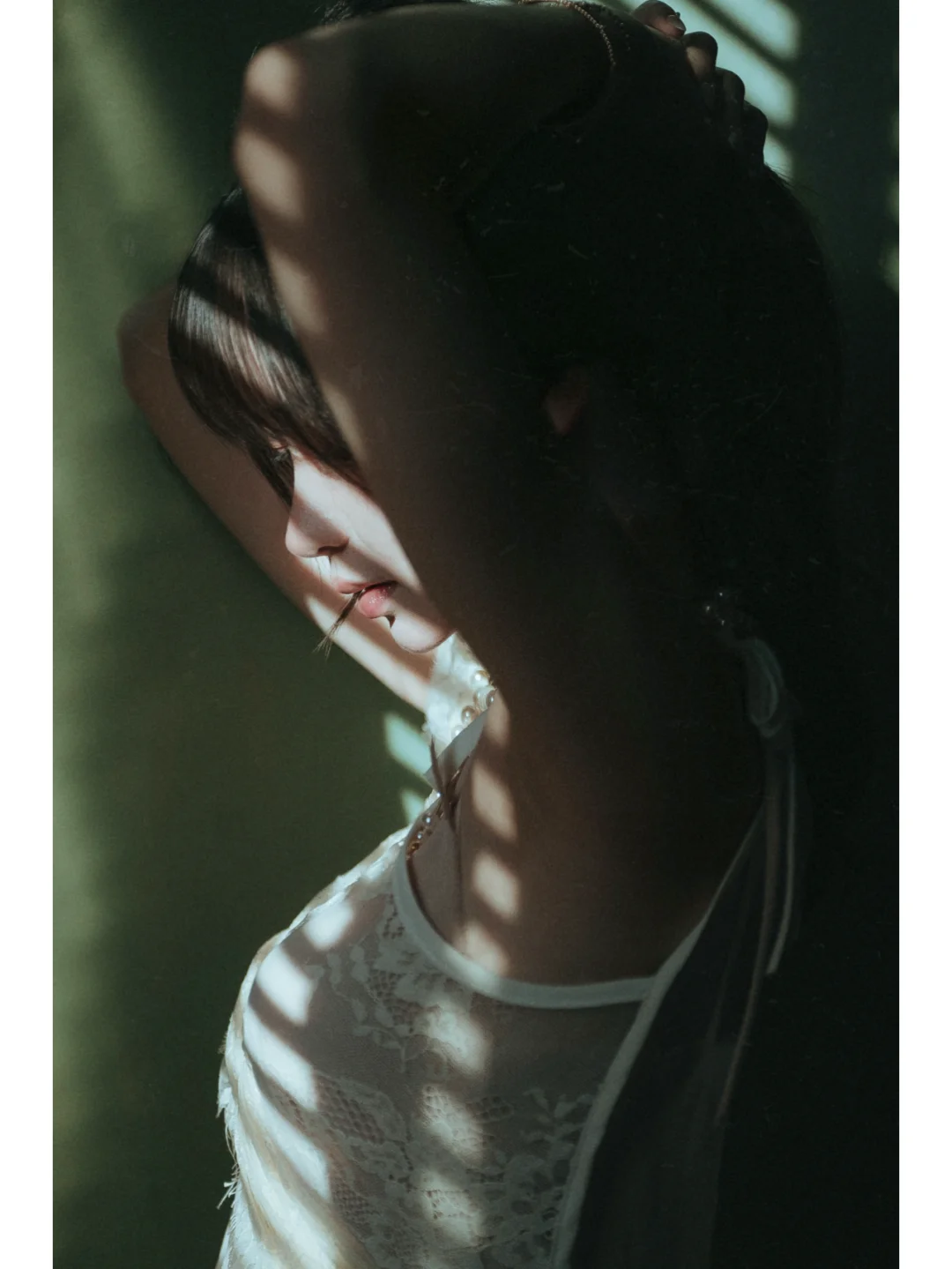28-45mm F1.8｜光，落在你脸上