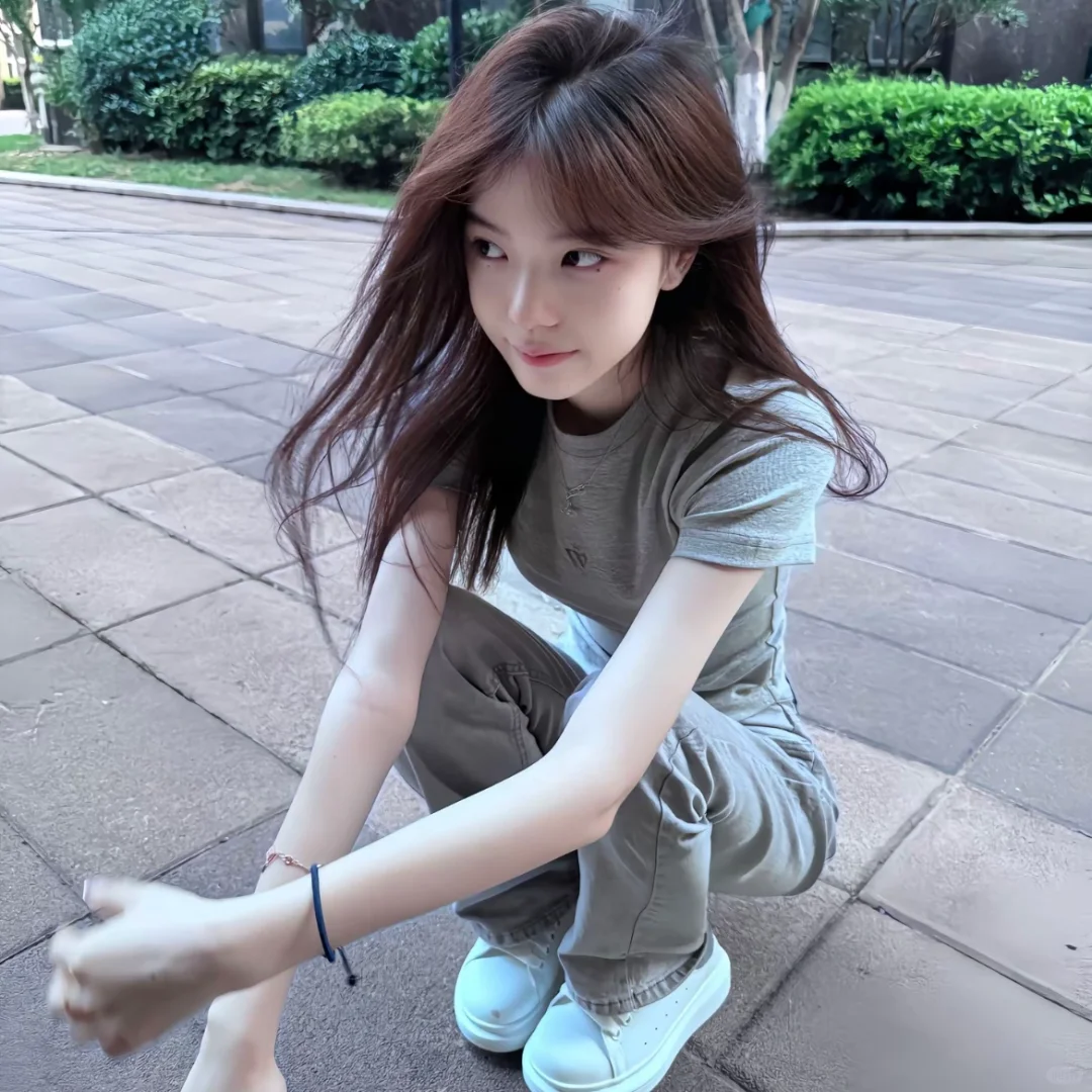 . ❆ ∙  ๋ 🩵🤍 ❅ ･₊