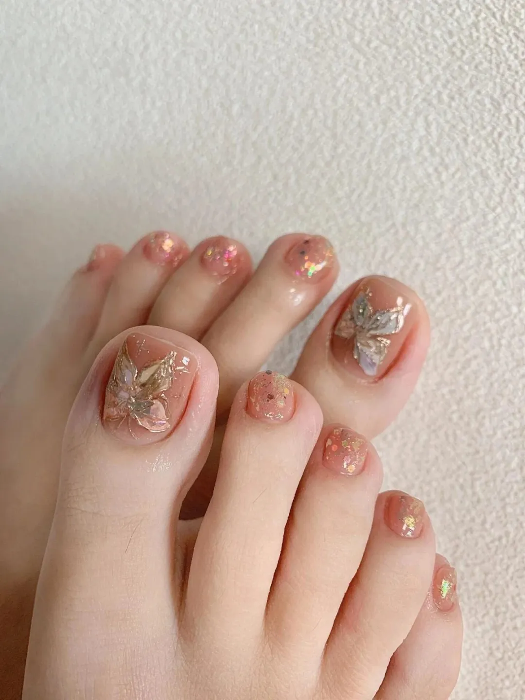 夏季显白美足款式美甲快点安排起来