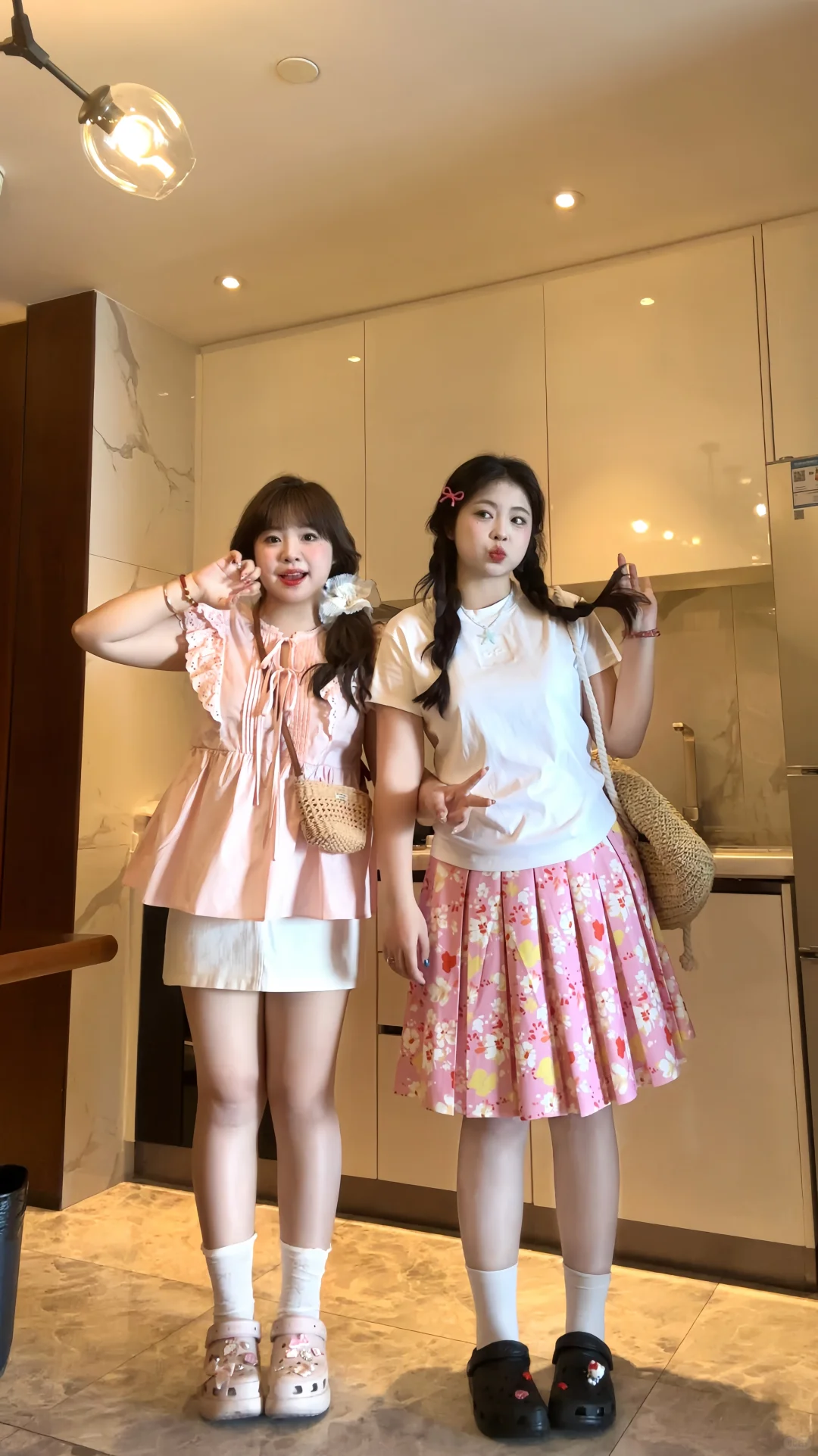 左滑 看我们去海边🏝️准备的五一穿搭！