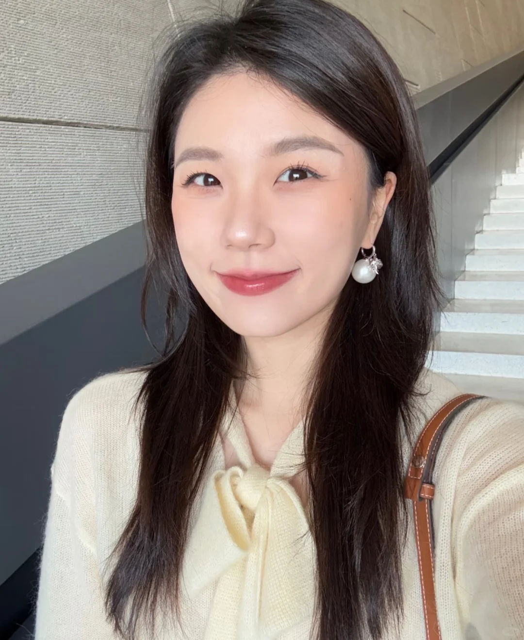 ✨01年甜酷财务小姐姐空降💥1