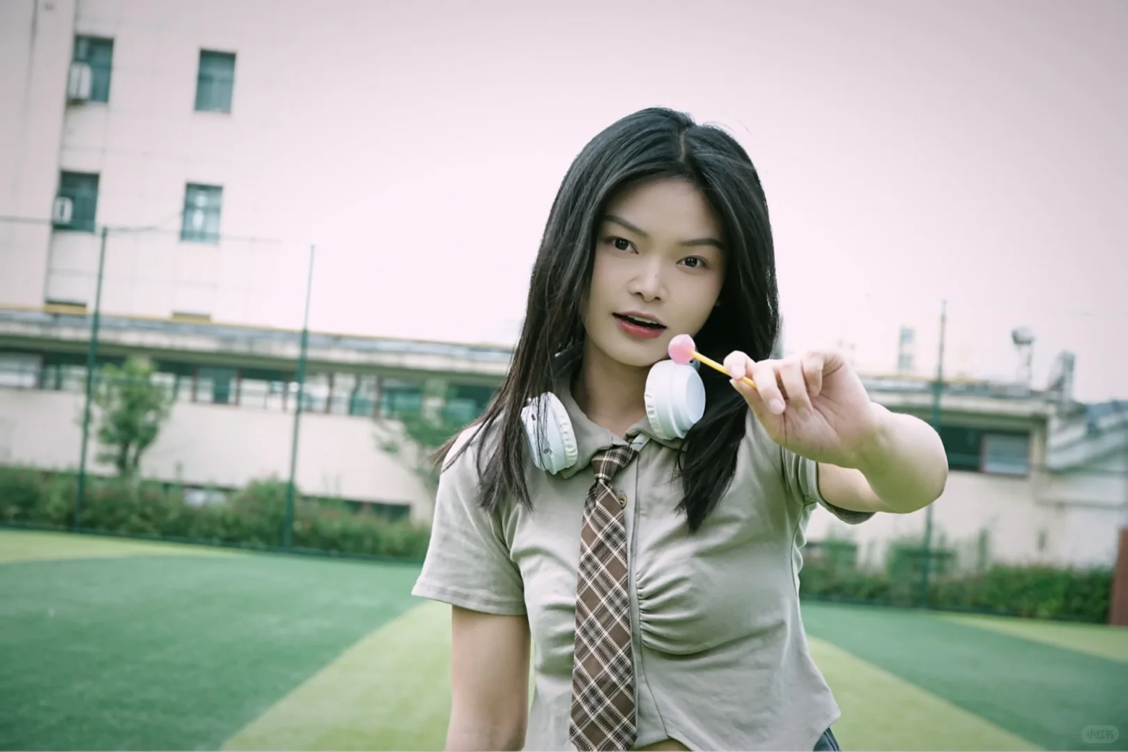 今日人设：青春女大