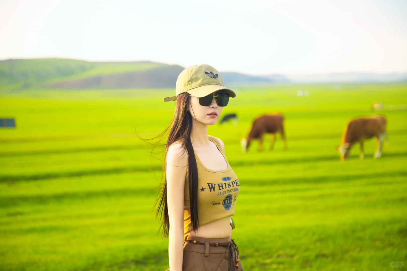 来套闺蜜跟拍吗 多种造型服装可以选择