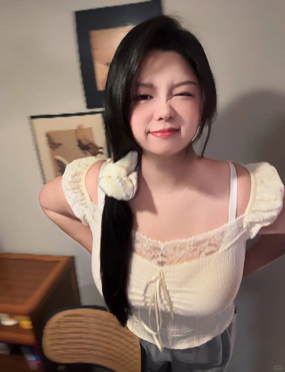 5⃣️0⃣️少妇在线装嫩 开了会员 高低P一张