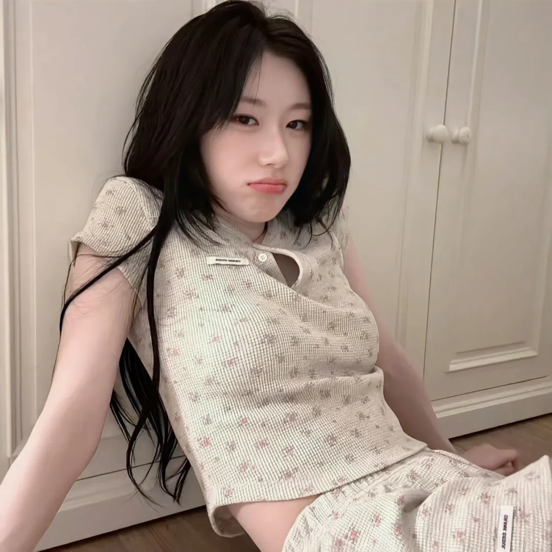 女头温柔风