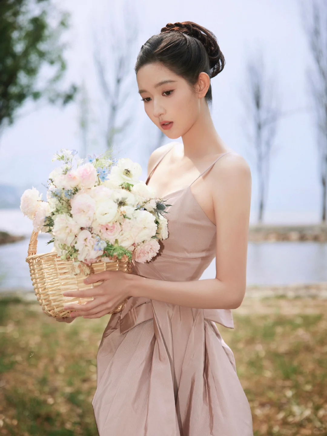 忽然发现‼️王玉雯好贴早春晴朗的尚之桃