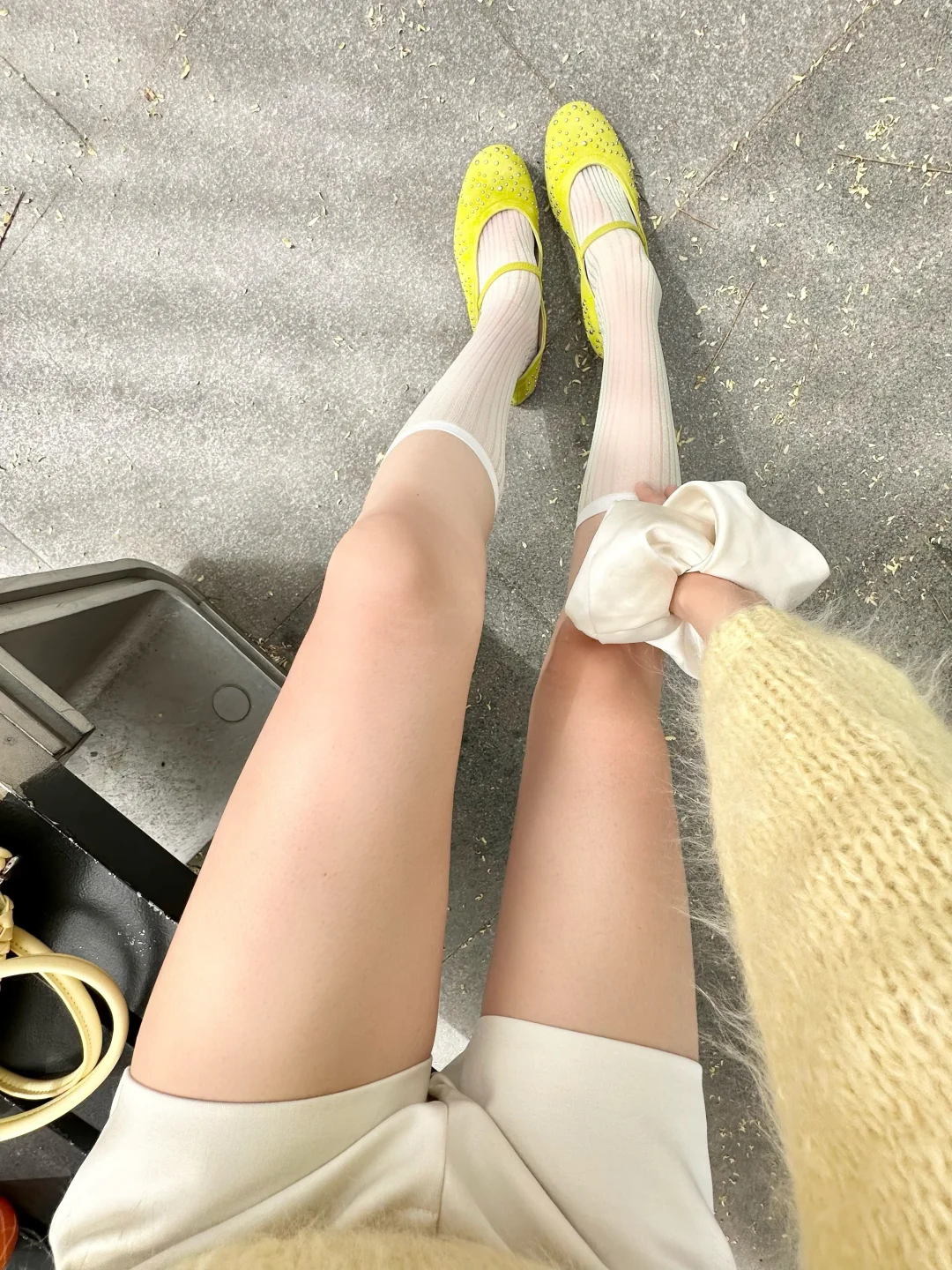 浅色系搭配｜好显腿细好显腿白！