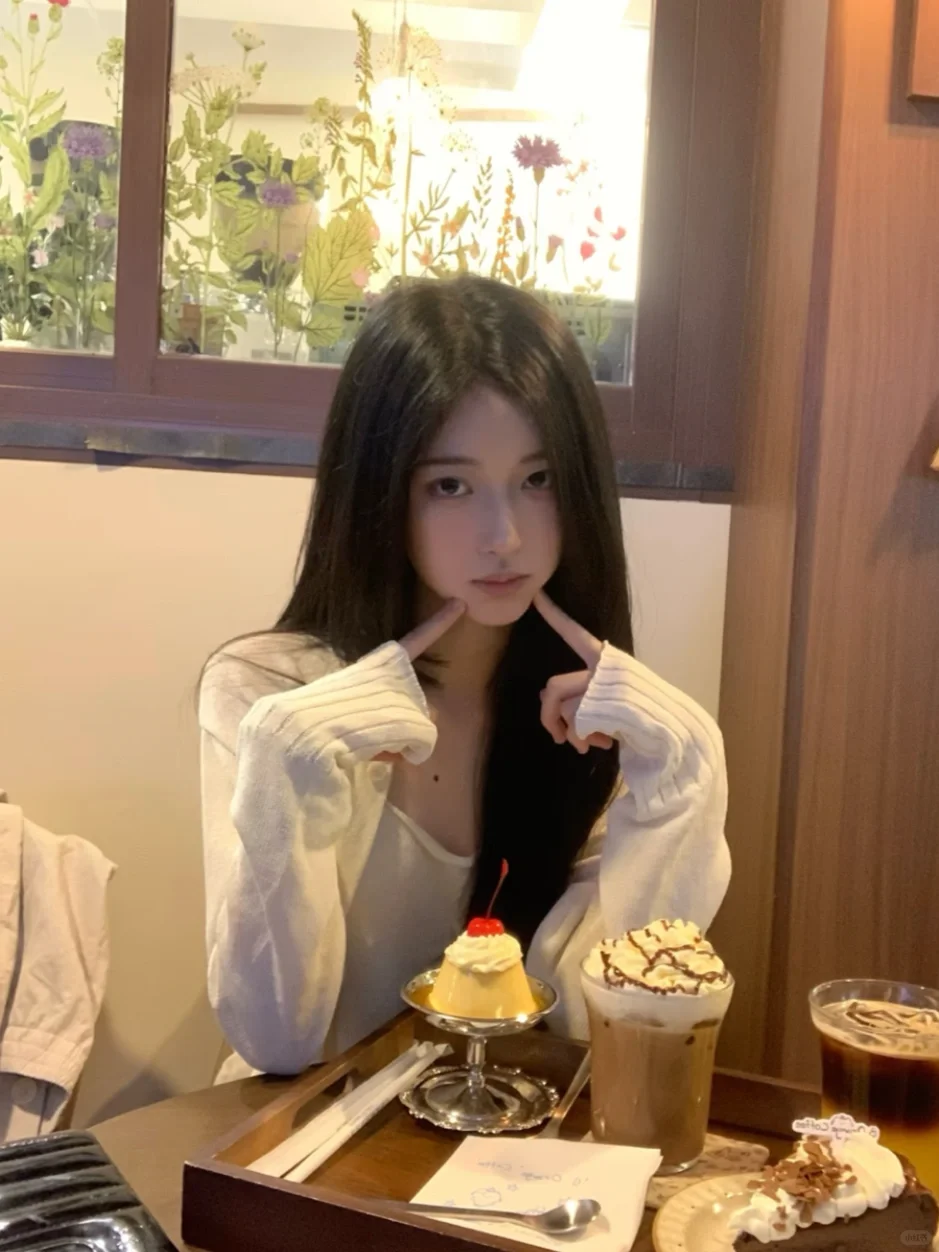 清纯女大 新人模特 寻shey
