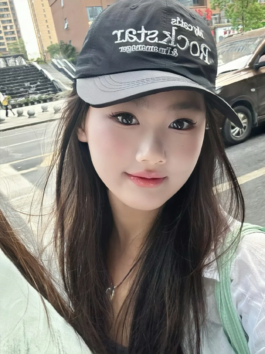 新人模特辣妹 蹲摄影师📷