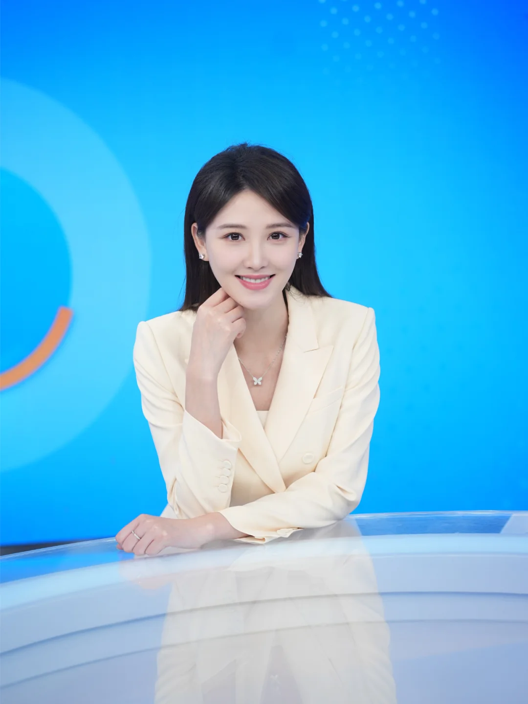 主持人穿搭｜有新闻女王那味儿了么😎