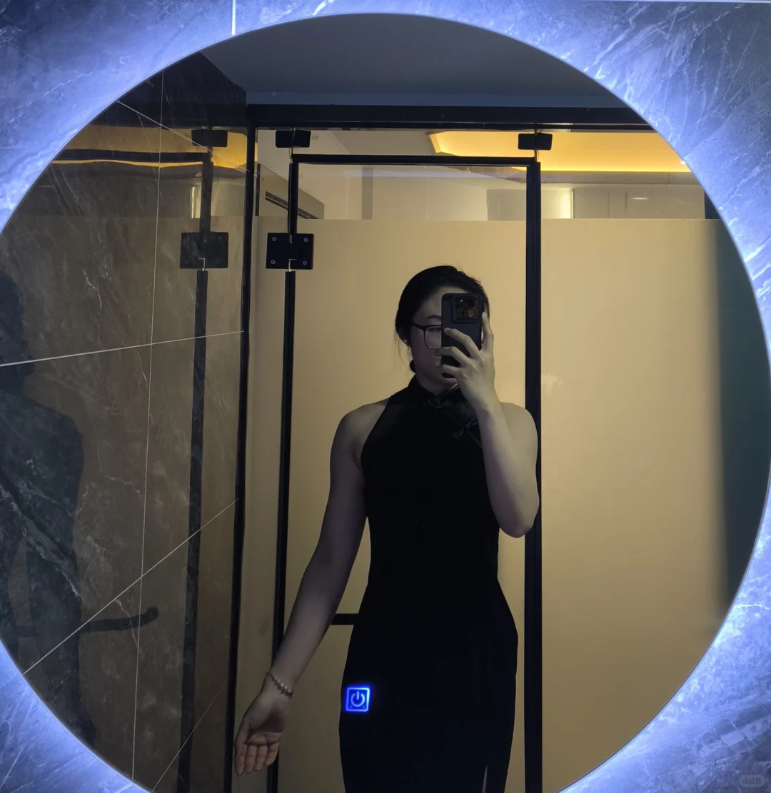 健身女都给我去穿旗袍！