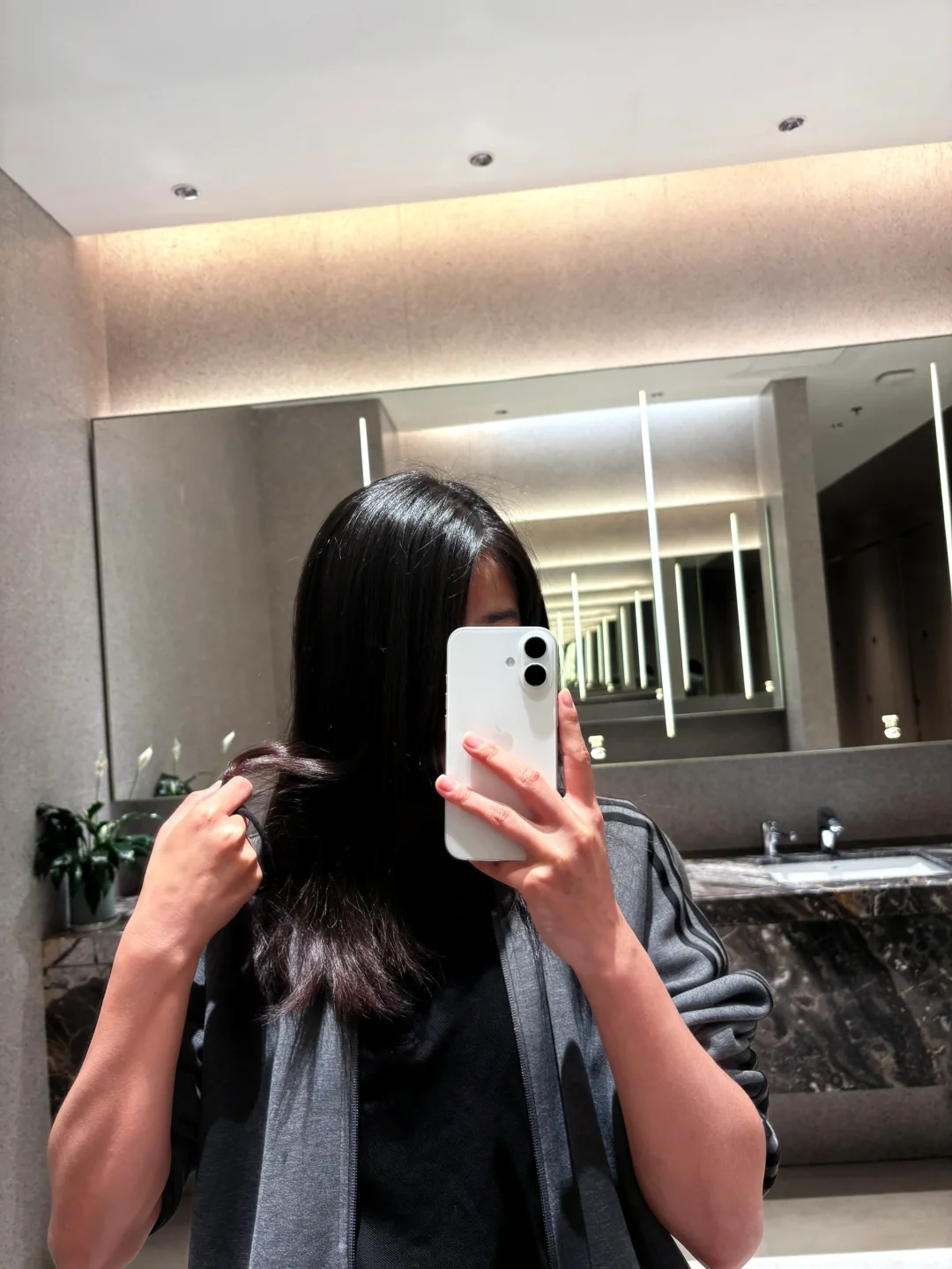 我只是具备一个成年女性该具备的力量