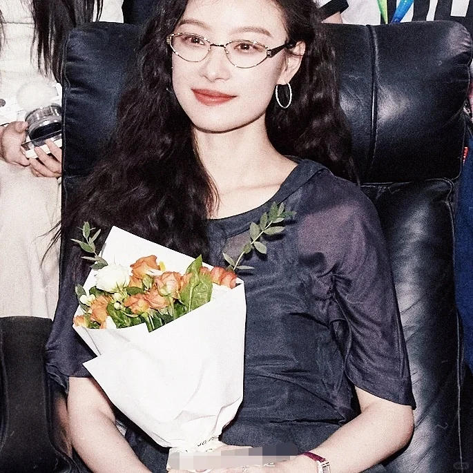 她俩是不是内娱最有风情的女明星？！