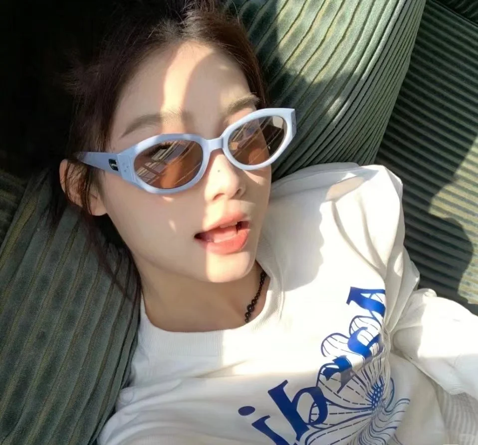 #墨镜女头