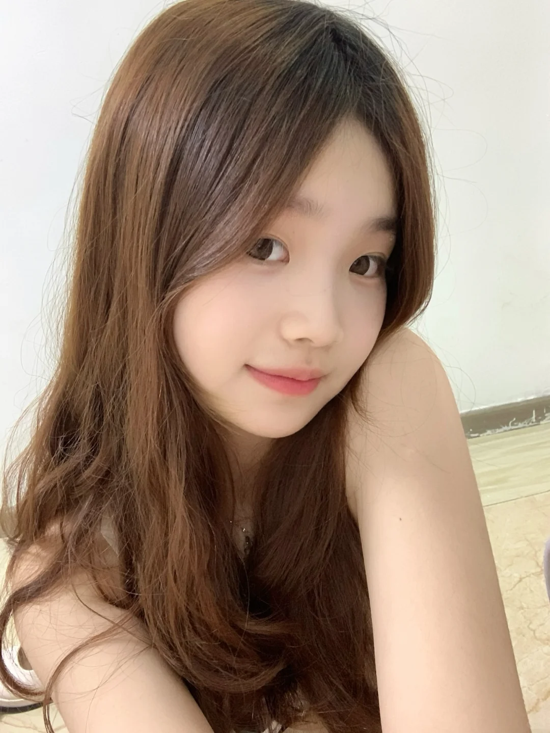 爱笑的女生好像也更漂亮些～