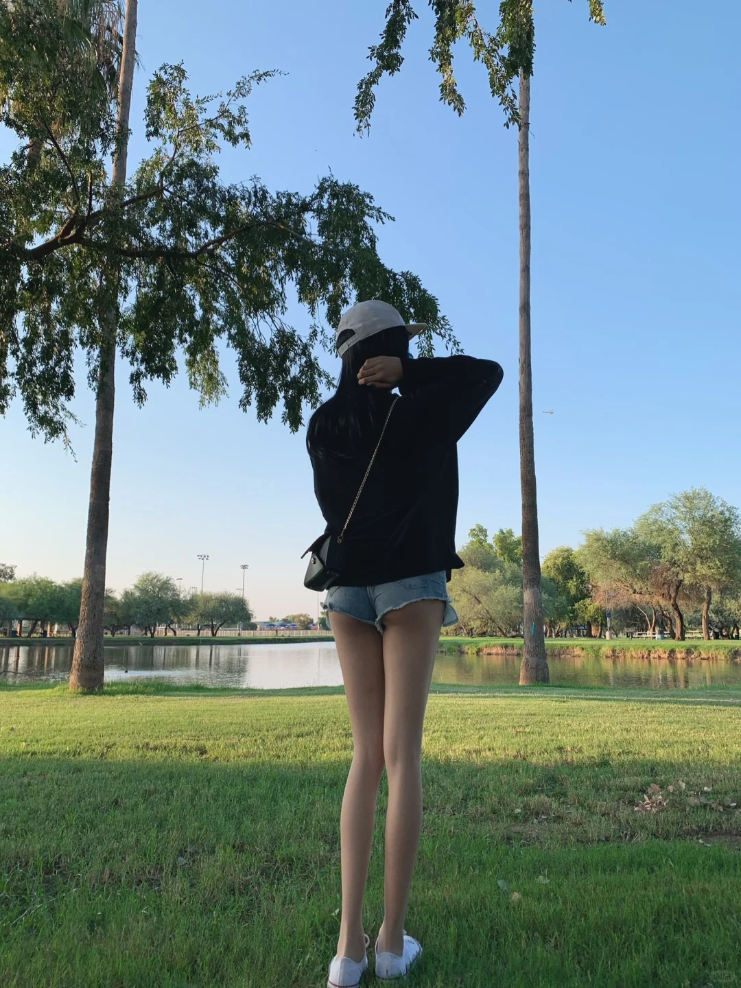 朋友圈吃不到的细糠给红薯们吃
