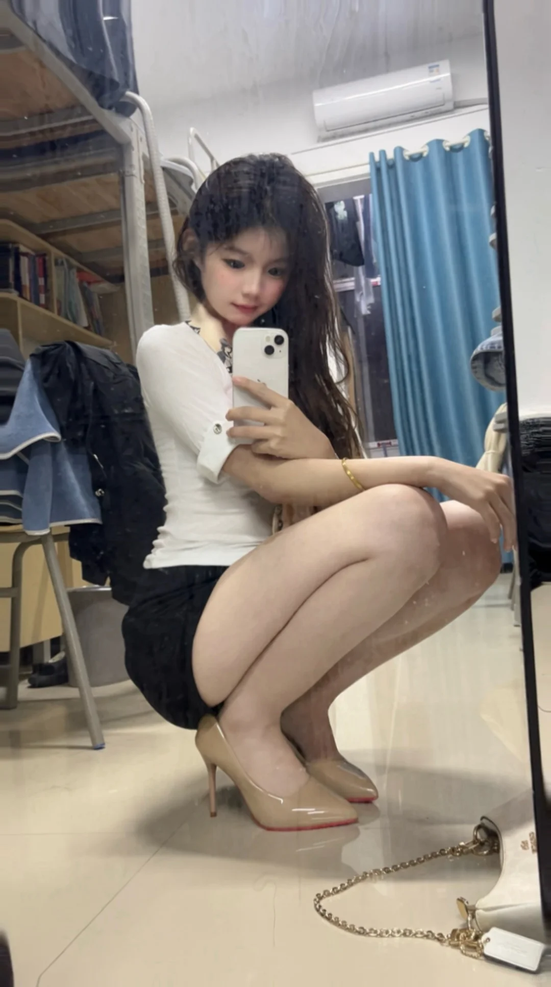 走甜美风的我第一次穿高跟鞋