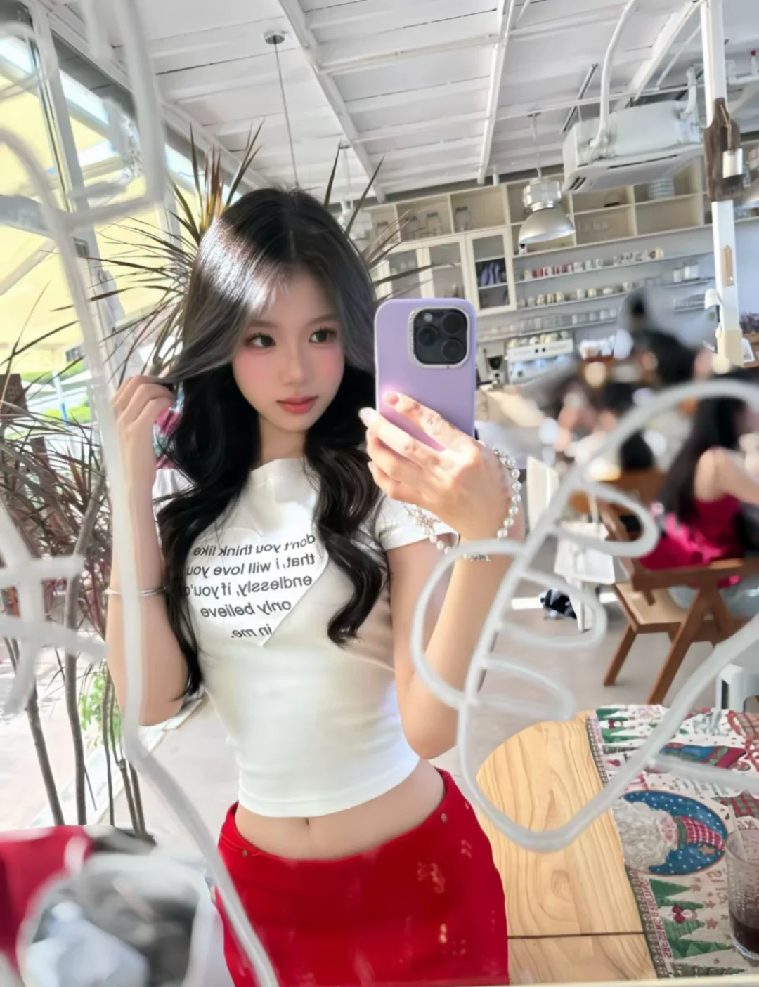 喂你好这里是辣妹-蹲摄影师