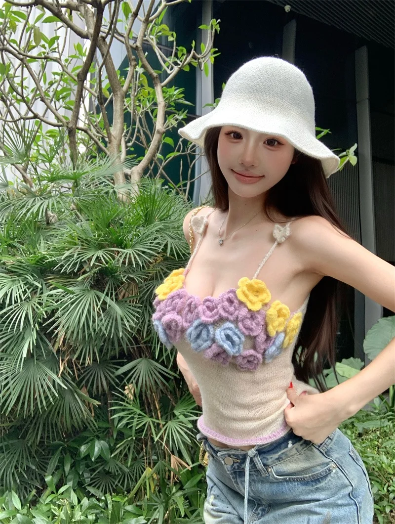 立体花朵吊带～真嘟很好看啊！！