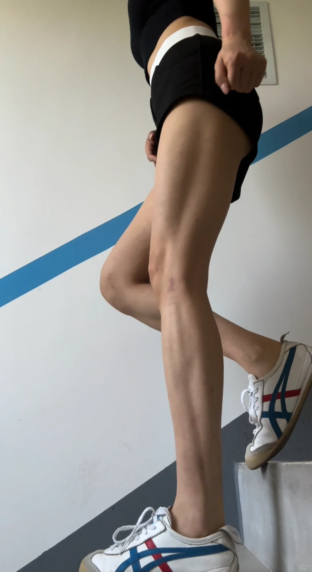 真的挺会瘦腿的 条状肌肉线条腿其实好练的