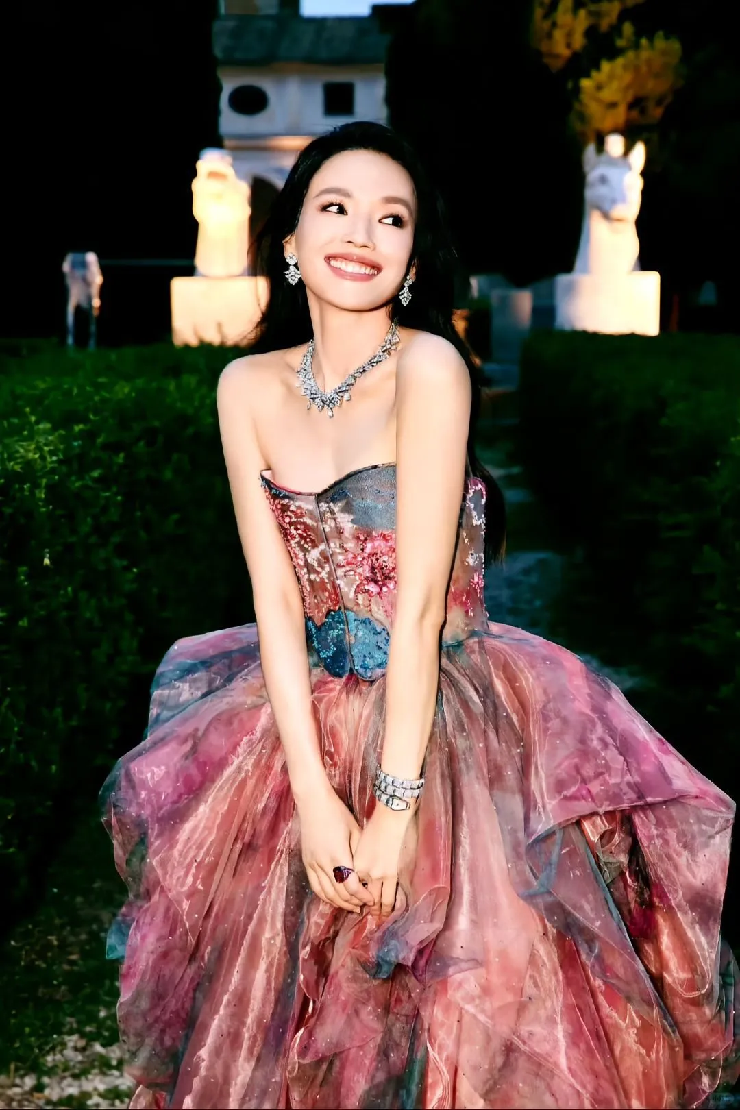 她俩是不是内娱最有风情的女明星？！