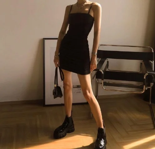 自律的女生才能拥有的肌肉线条~ 美极了