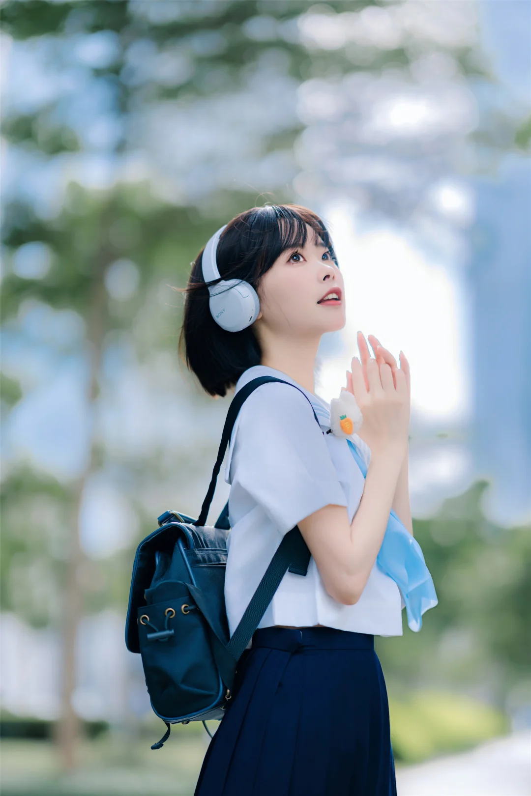 【实用版】9️⃣图解锁甜妹风ＪＫ制服拍照姿势