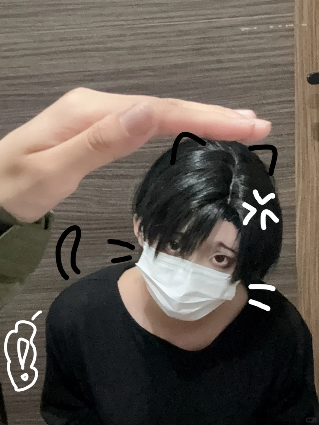 在角落里发现了…