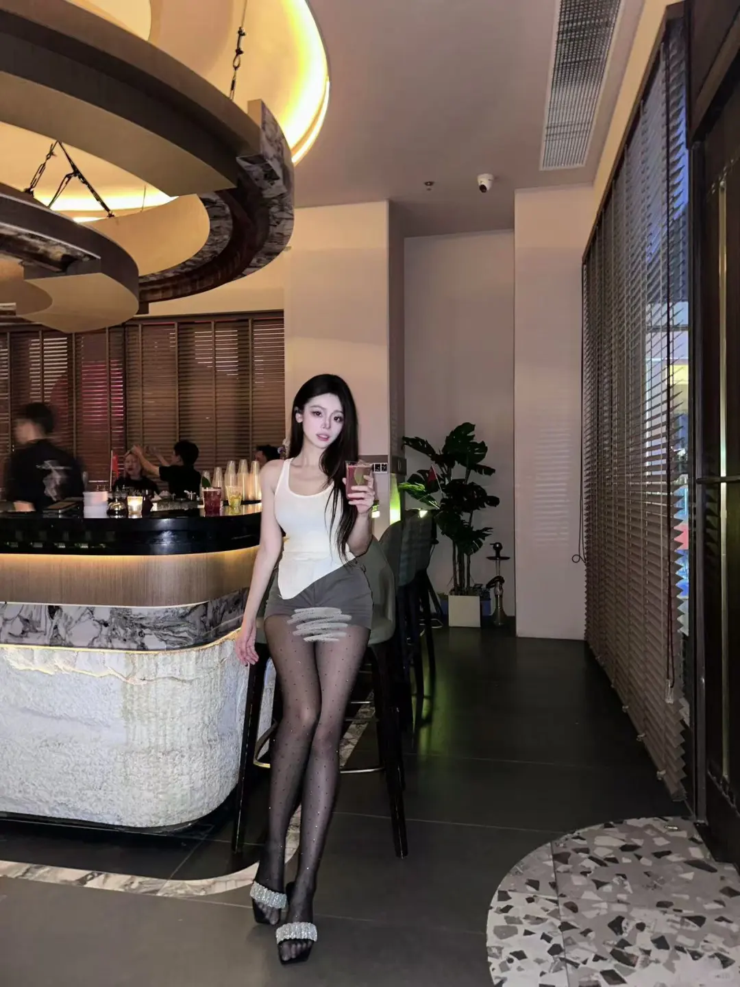 秋季必备🍂亮片黑丝丝袜