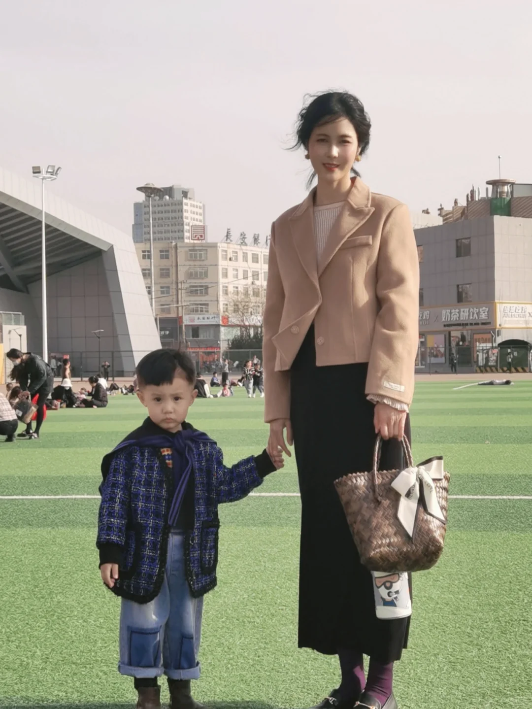 贫民窟少妇的日常穿搭