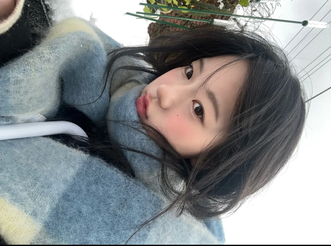 ins博主 s.eung.hee｜校园女主