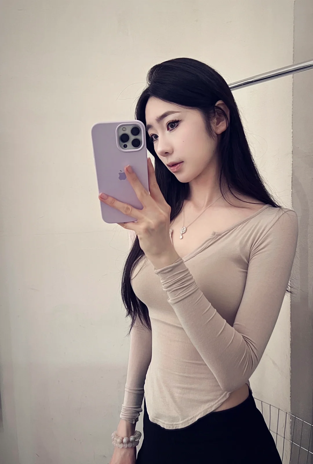 也是当上斯嘉丽女孩了