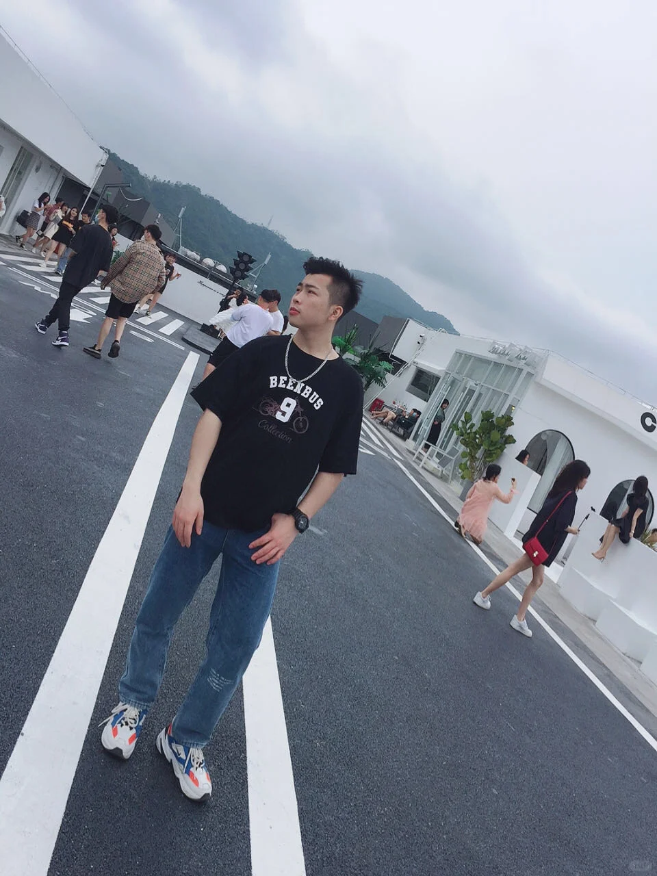 初次见面。