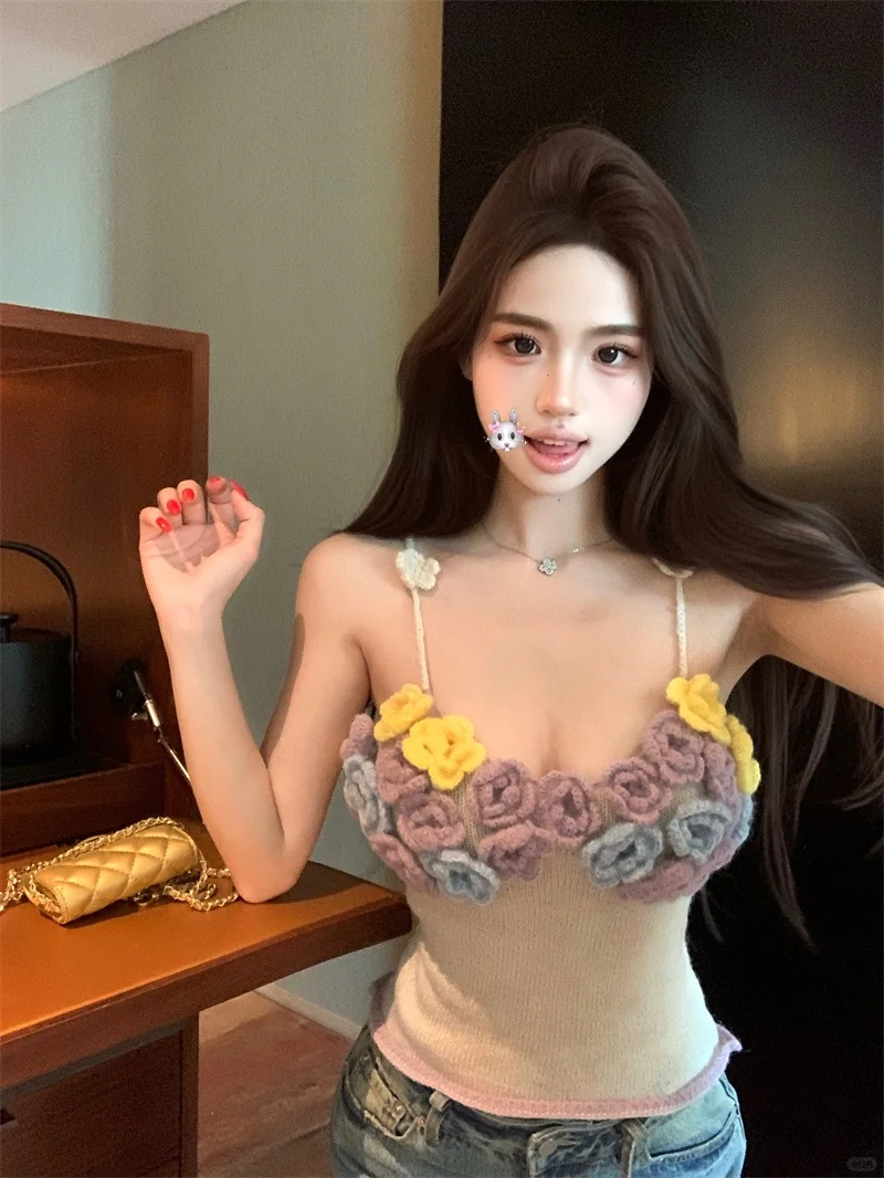 立体花朵吊带～真嘟很好看啊！！