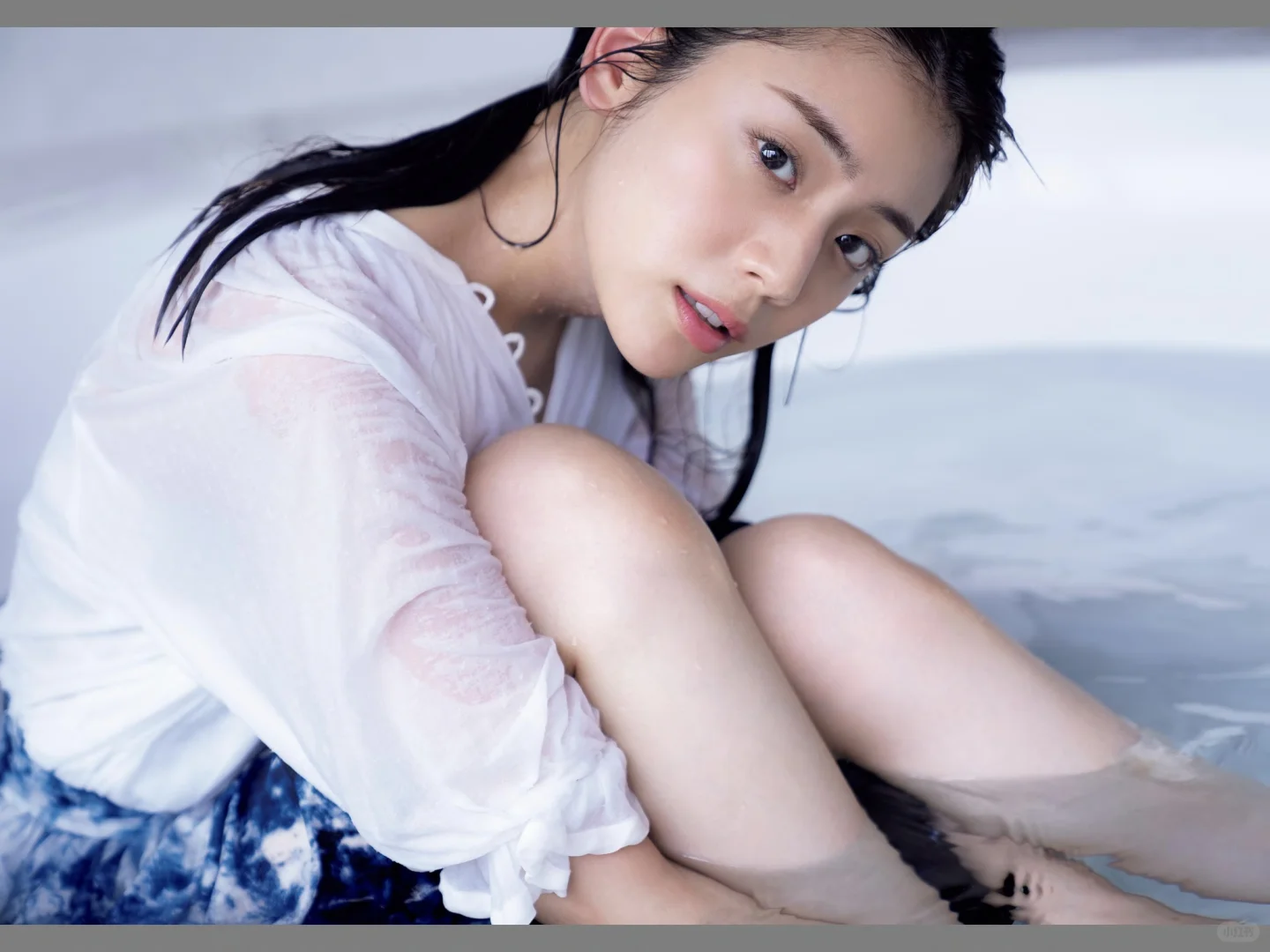 貴島明日香1st写真集あすかしき。