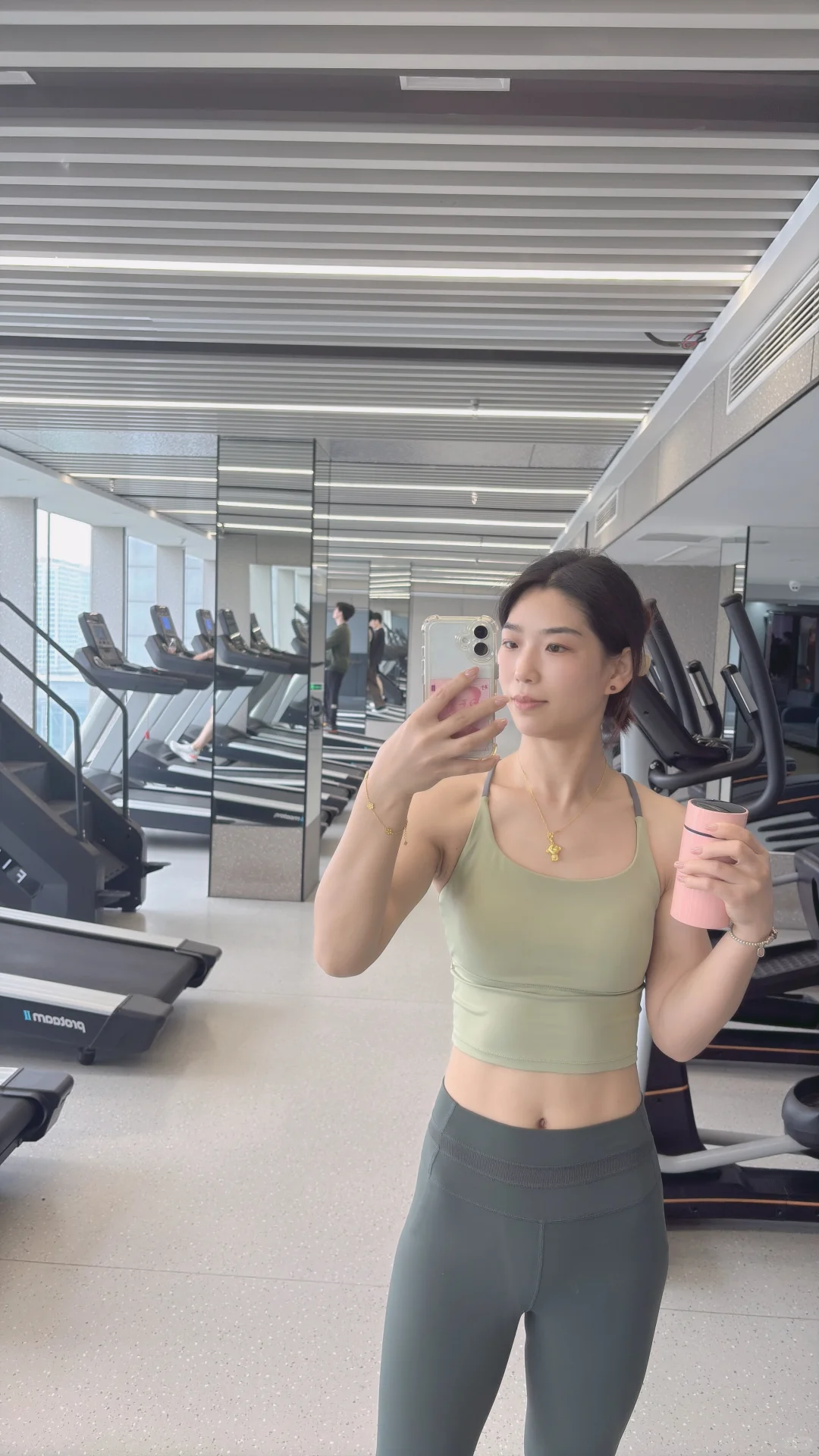 女生线条训练