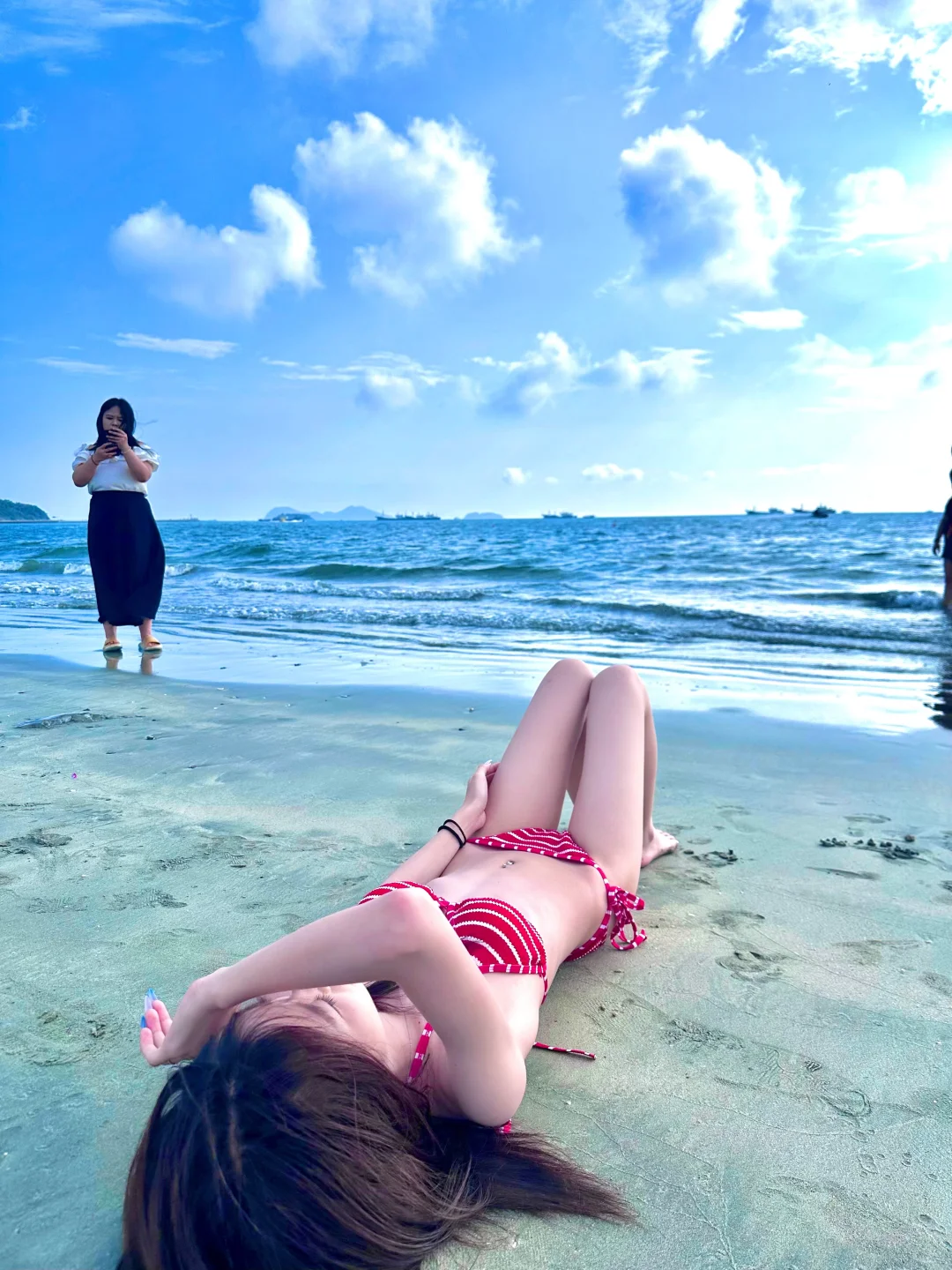 夏天离不开比基尼