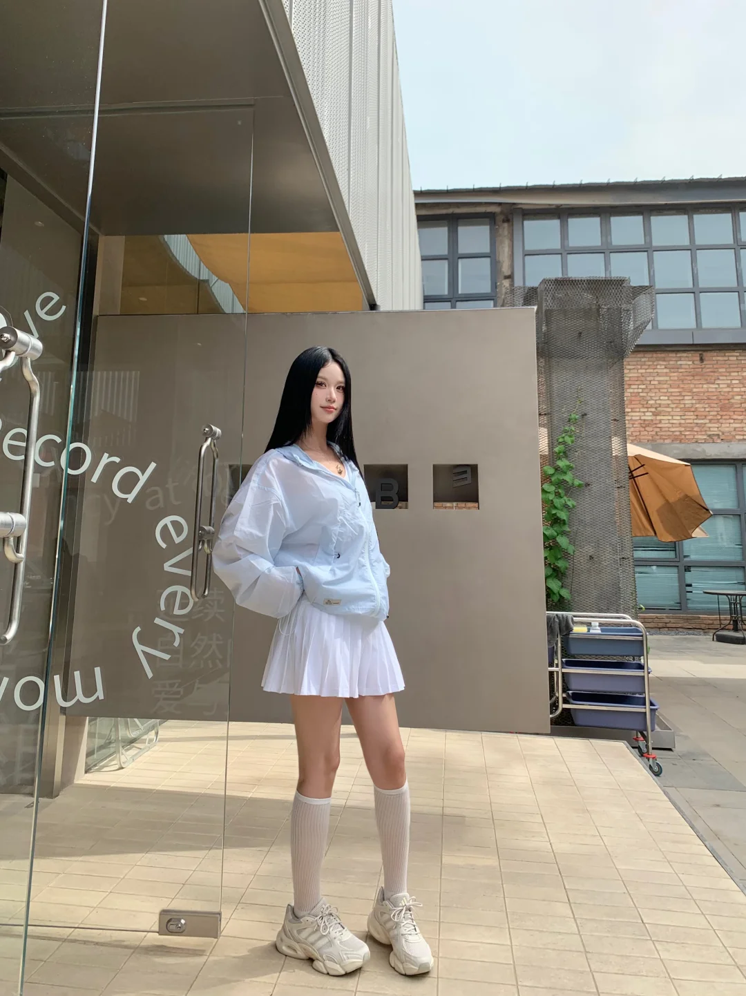 最近很夏日活力女大耶˚⊹♡