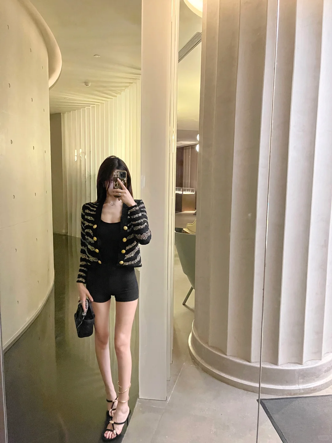拍出御姐感 万能姿势拍照易学敲出片